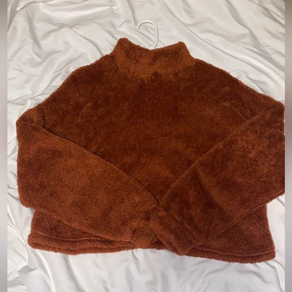 SHEIN Rust Teddy sweater. - Picture 3 of 7